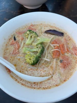   at Hé Shùn Xiāng 和順鄉雲南特色素食 in Taipei