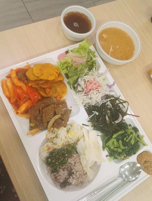 tteokbokki, mock meat, pumpkin (?) Pajeon  at Seoul National University Vegan Buffet 서울대학교 채식뷔페 in Seoul