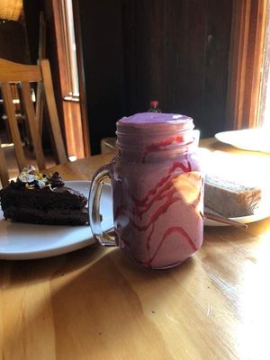 Berry smoothie at Secret Creek Cafe in Lithgow
