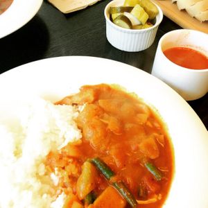 Vegan curry at Salon Delicious in Seoul