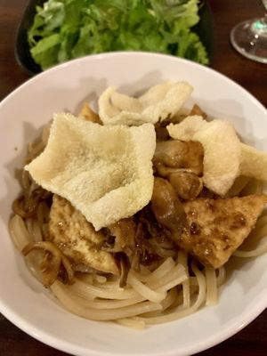 Hoi An mushroom noodles at Annen Vegetarian & Yoga in Hoi An