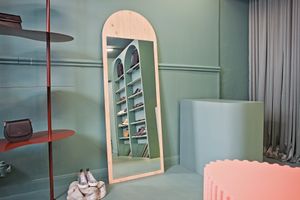 Pictures of interior, taken från Google at Green Laces in Stockholm