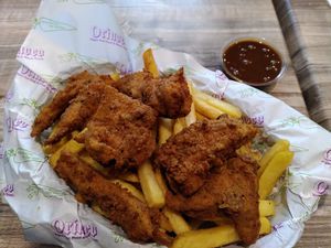 Loaded fries with Marmite/Biscoff sauce (Feb 2022) at Orinoco Vegan York in York