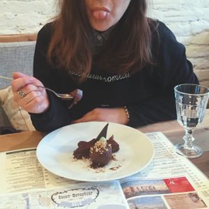 chocolate cake at RA Family in St Petersburg