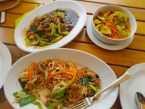 Vegan dishes at Aroydee in Frankfurt