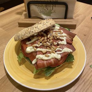 Vegan BLT  at Bagels & Beans in Enschede