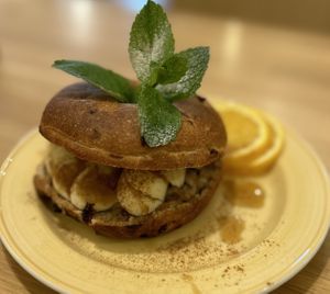 Bagel banaan   at Bagels & Beans in Enschede
