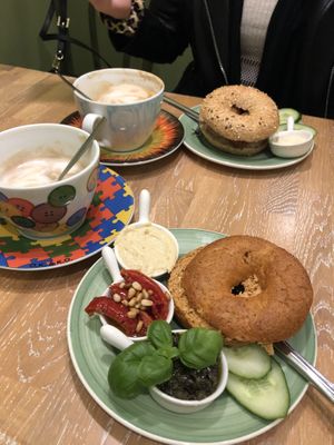 Bagel with hummus, dried tomatoes and olive spread at Bagels & Beans in Enschede