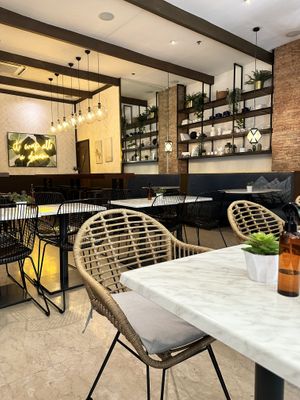 Super cute atmosphere   at Green Bar in Makati