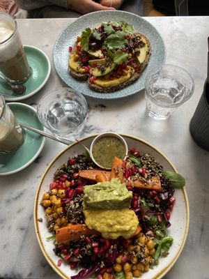 Leckeres Essen und reichhaltige Portionen   at By Lima in Haarlem