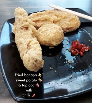 Fried banana, sweet potato & tapioca. Eat with chilli for extra taste at Enak Vegetarian Cuisine in West Singapore