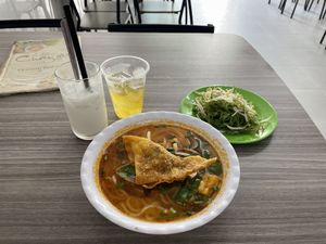 Bún Huề  at Quan Chay 103 in Ho Chi Minh City