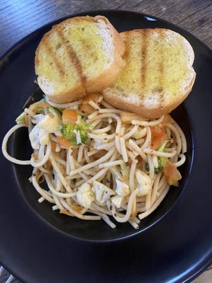 Garlic alio olio   at The Black Cat Cafe in Kuala Lumpur