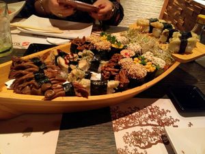 barca com 40 sushis R$75  at Sushi San in Brasilia