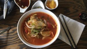 Jampong at WeiBao - 웨이바오 in Seoul