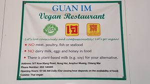 Picture says it all at Guan Im in Chiang Mai