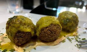Albóndigas de Quinoa at Vintage 54 in Almeria