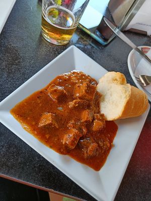 Seitan al ajillo at Vintage 54 in Almeria