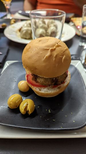  at Vintage 54 in Almeria