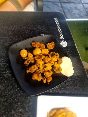 Pincho moruno de soja texturizada. Tenía un sabor rico y estaba muy jugoso. at Vintage 54 in Almeria