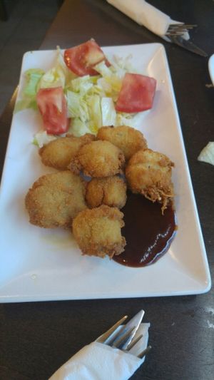 no-pollo in barbecue sauce at Vintage 54 in Almeria