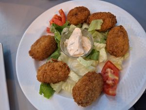 Croquetas de no pollo (media ración) at Vintage 54 in Almeria