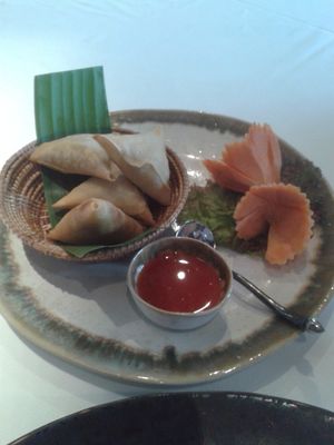 samosas thai. Triangulo de pasta de trigo relleno de verduras y perfumadas al curry
amarillo at Thai Garden 2112 in Panama City