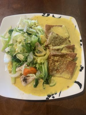 Lemongrass tofu  at Indochine in Sierra Vista