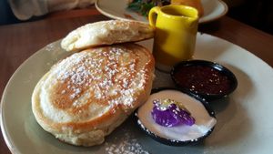Vegan Pancakes at Soulshine Cafe in Auckland