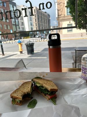 Vegan Avocado BLT - $12.50
Vegan Bacon, Smoked Cashew Sriracha Butter, Avocado, Roma Tomatoes, Spinach, and Market-Made Veganaise. Served on toasted Whole Wheat Bread.
 at Market on Front in Missoula