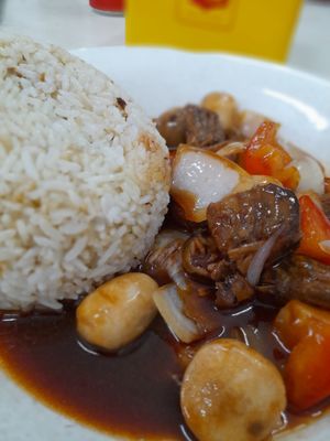 Fried rice vegan Beef at Dinh Y in Ho Chi Minh City