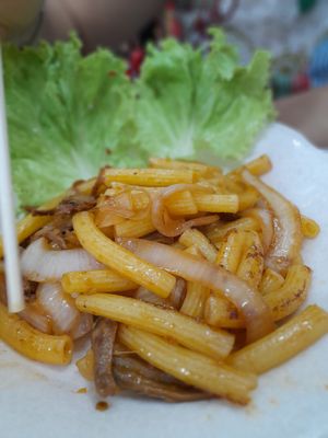 Vegan macaroni and beef at Dinh Y in Ho Chi Minh City