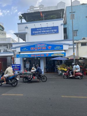 outside  at Dinh Y in Ho Chi Minh City