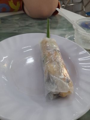 Fresh rolls at Dinh Y in Ho Chi Minh City
