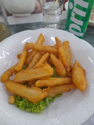 Chips at Dinh Y in Ho Chi Minh City