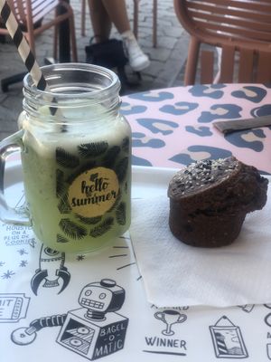 All green smoothie and vegan dessert of the day  at Emilie and the Cool Kids in Antibes