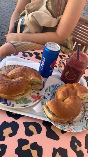 Vegan bagel   at Emilie and the Cool Kids in Antibes