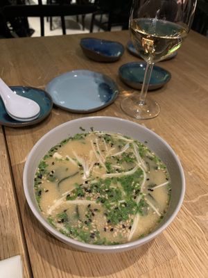 Miso soup, with mushrooms, tofu, sesame seeds and seaweed at Youmiko Vegan Sushi - Hoża in Warsaw