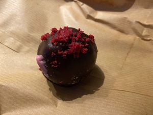 Red velvet bite at Sencha Lunchstore in Alkmaar