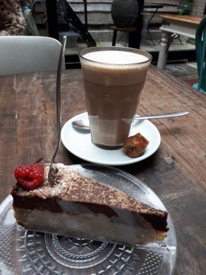 Cake and chai latte at Sencha Lunchstore in Alkmaar