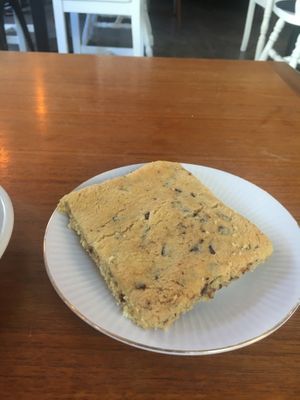Softcore Cookie with tasty Chocolate chunks. Would highly recommend this treat!!! at Kafe Soil in Trondheim