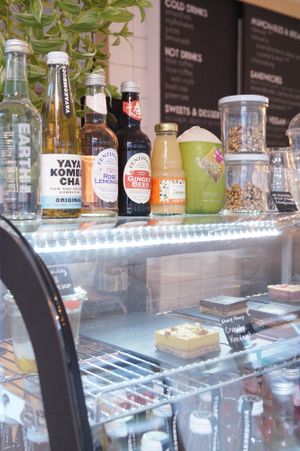 Drinks and snacks at Happy Earth in Rotterdam