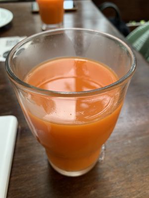 Juice  #Veganuary at The Pitted Date in Playa Del Carmen