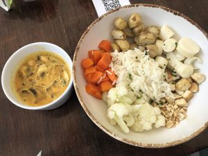 Curry at The Pitted Date in Playa Del Carmen