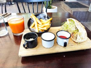  at The Pitted Date in Playa Del Carmen