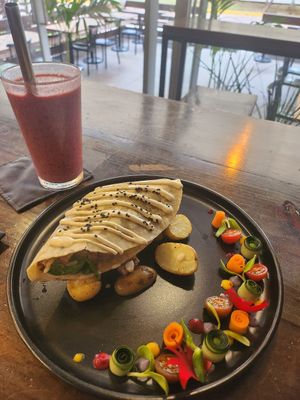  at The Pitted Date in Playa Del Carmen