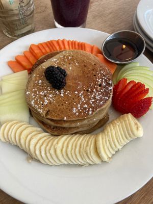  at The Pitted Date in Playa Del Carmen