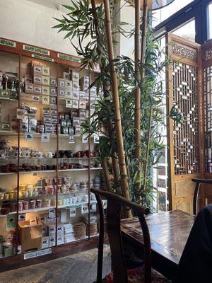   at Le Thé in Geneva