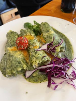 Canelones #Veganuary at Hicuri in Granada