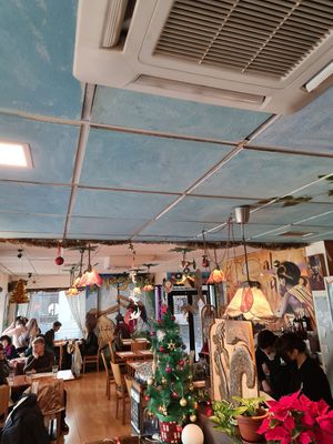 Interior at Hicuri in Granada